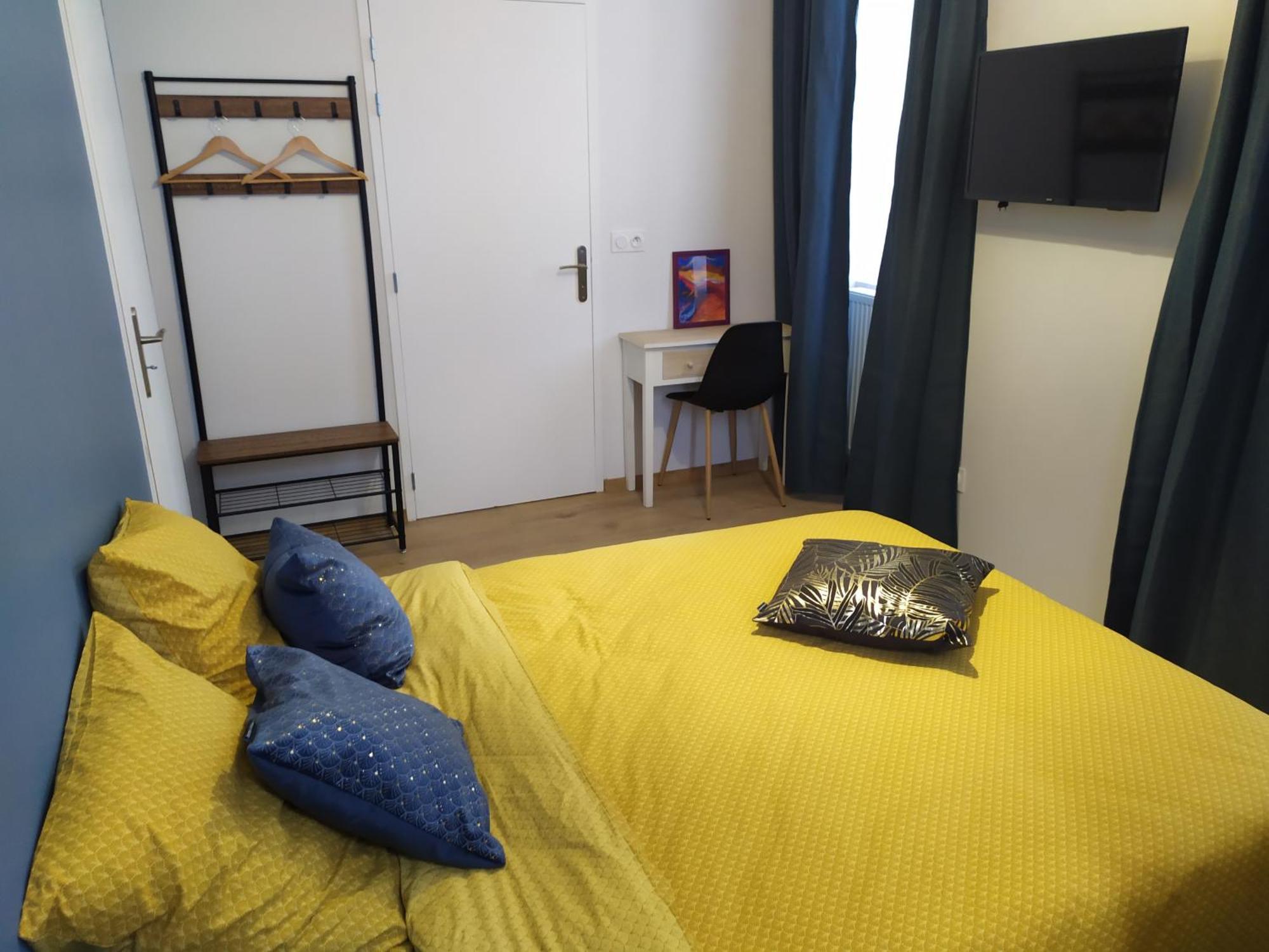 Chambres D'Hotes "Au Pied De La Bealiere" Montpezat-sous-Bauzon 객실 사진